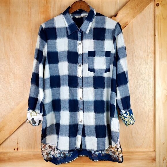 SOFT SURROUNDINGS Blue and White Plaid Pattern Floral Print Button Down Blouse - Picture 3 of 6